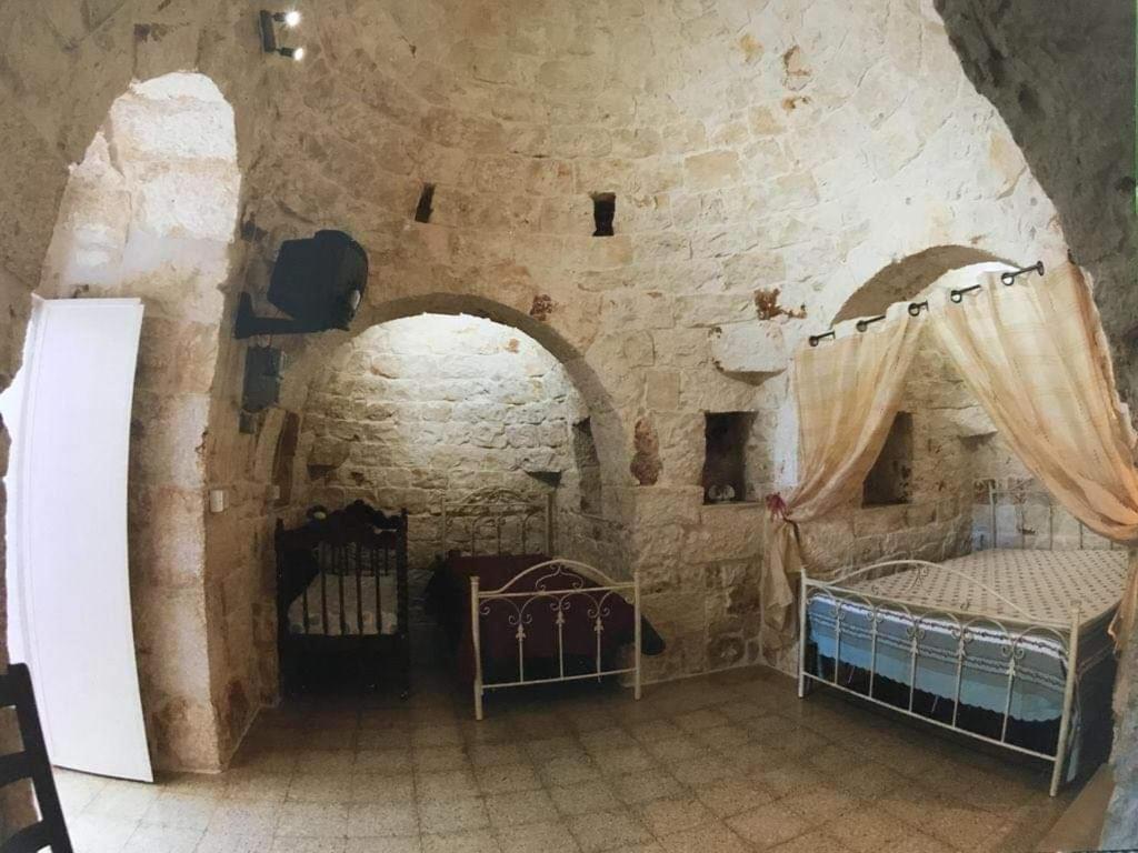 カロヴィーニョTrullo Saracenoアパートメント エクステリア 写真